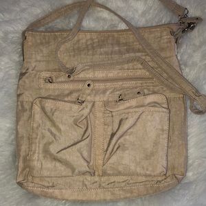 Multi Sac 8+ Pocket Crossbody Messenger Style Bag
